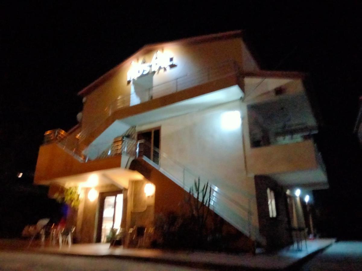 Hostal Nuevo Alonso Bembribe Exterior photo